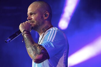 Residente cantando en la Argentina