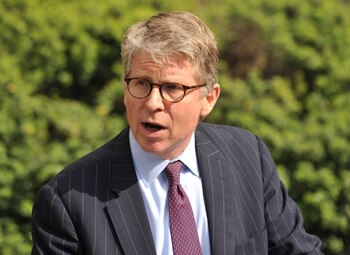 Cyrus Vance, Jr., fiscal general