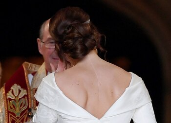 Vestido de novia con escote