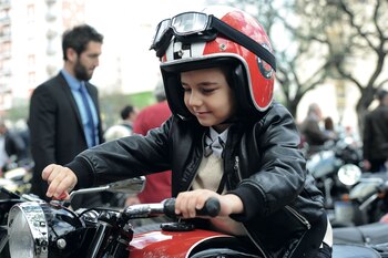 Los menores con sus padres