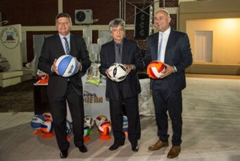 Domingo Peppo junto a Carlos