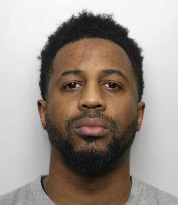 Clarke formó parte de un