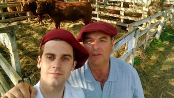 Bruno y Daniel, su papá,