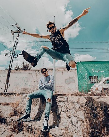 Mau y Ricky, genios de