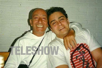 Javier junto a su padre