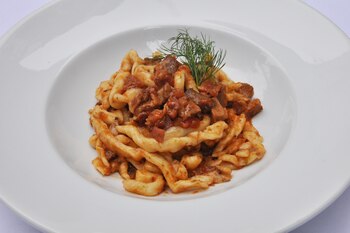 Fusilli al fierrito con salsa