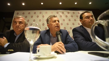 El gobernador Alfredo Cornejo encabezó