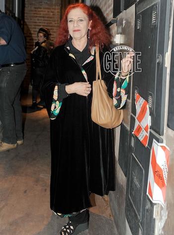 Renata Irma Schussheim, vestuarista de Charly