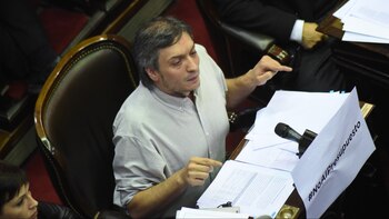 Máximo Kirchner renovará su banca