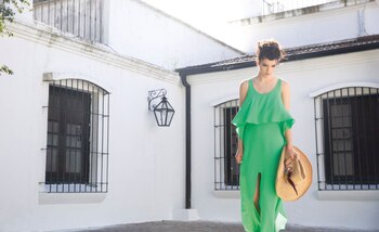 Vestido de gasa con volado