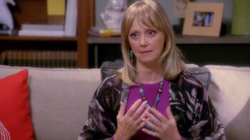 Shelley Long interpreta a DeDe