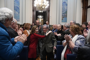 Sebreli fue aplaudido de pie