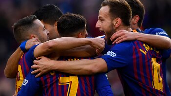 (Photo by GABRIEL BOUYS /