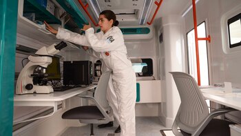 Microscopio para escenas del crimen