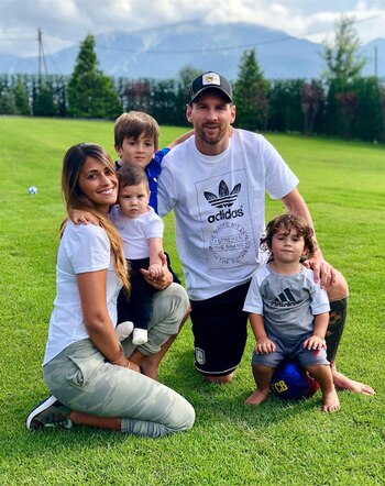 Lionel Messi y familia: Antonela