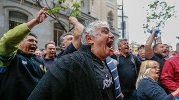 Los taxistas detuvieron una movilización
