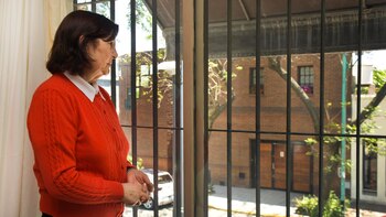 La víctima en la ventana