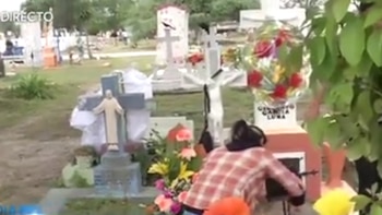 Señora recuerda a su marido