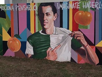 Una parte del mural homenaje