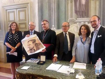 De izquierda a derecho: Silvia