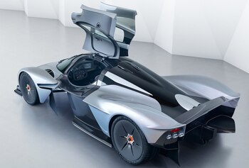 El Aston Martin Valkyrie es un súper auto del que fabricarán 150 unidades a 3 millones de euros cada una.