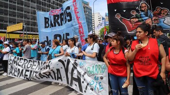 Los manifestantes de Barrios de Pie durante la protesta