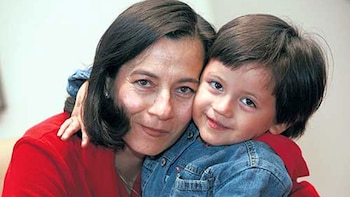 Clara y su hijo Emmanuel