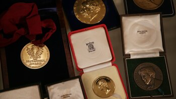 Entre los objetos había medallas
