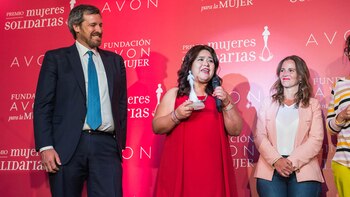 Con el premio espera poder