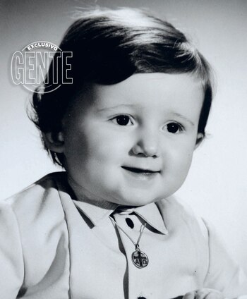 En su primer retrato oficial,