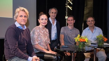 De izquierda a derecha: el arquitecto Martín