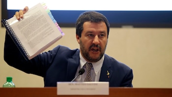 Matteo Salvini parece dispuesto a todo con tal de que se apruebe su presupuesto (AP Photo/Alessandra Tarantino)