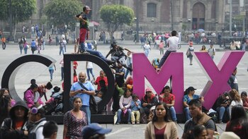 Las siglas CDMX dejarán de ser el logotipo de la capital (@Julia82fik)