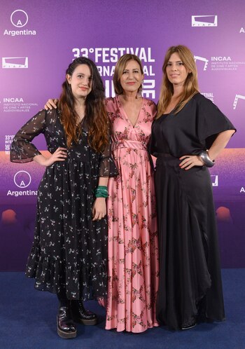 Mercedes Morán y sus hijas