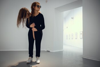 La artista itinerante Tori Wranes,