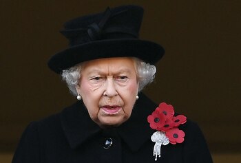 La reina Isabel II es