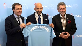 El entrenador portugués Miguel Cardoso es