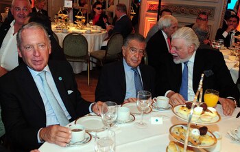 Eduardo Eurnekian, junto a Daniel