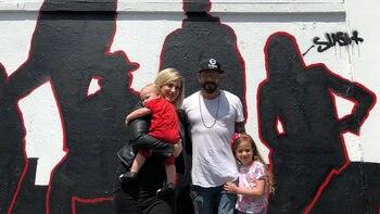 Aj McLean junto con su