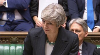 Theresa May deberá defender el