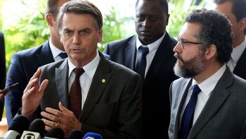 Jair Bolsonaro junto a Ernesto