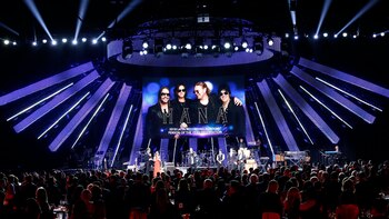 El grupo cantó sus más