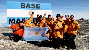 Adiós y bienvenidas: las mujeres