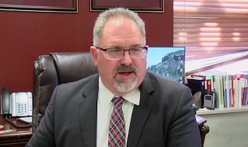 Bobby Bland, fiscal del Condado