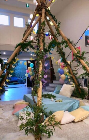 La fiesta temática recreó un