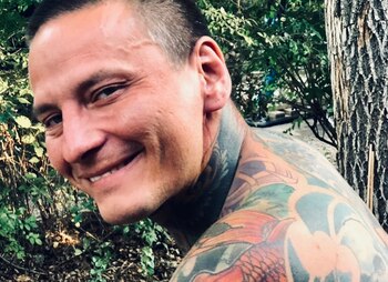 Chris Wenzel era uno de