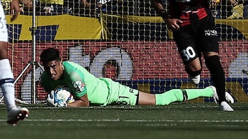 Andrada atajó diez penales de