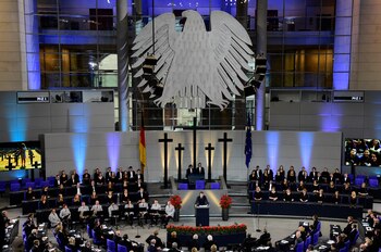 El presidente francés frente al