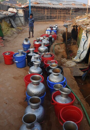 (Photo by Dibyangshu SARKAR /