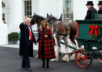 Donald y Melania Trump, vestidos